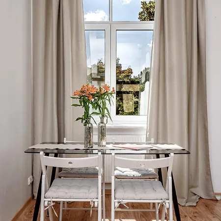 Апартаменты Spacious Centre With Parking Self Check-in Вильнюс