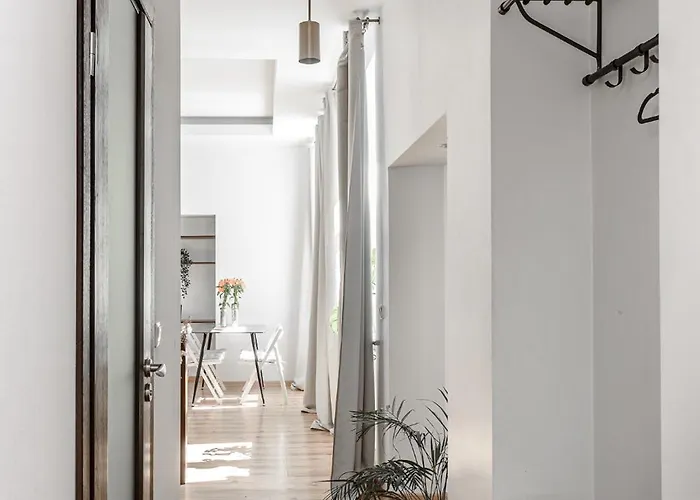 Butas Spacious Centre With Parking Self Check-in Vilnius