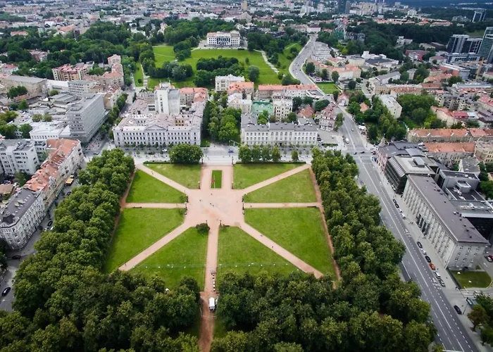 Spacious Centre With Parking Self Check-in וילנה
